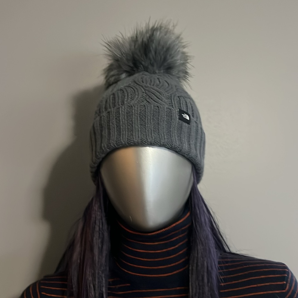 THE NORTH FACE WOMEN'S OMEGA FUR POM BEANIE